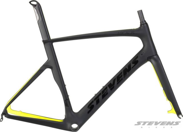 Sporty Speeder with Aero Attributes - Stevens Bikes